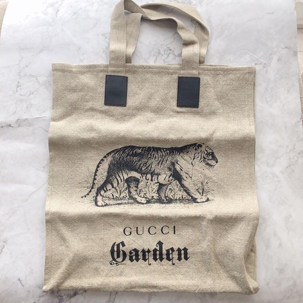 🐅AUTHENTIC🐅 Limited Edition Gucci Garden Linen Tote Bag